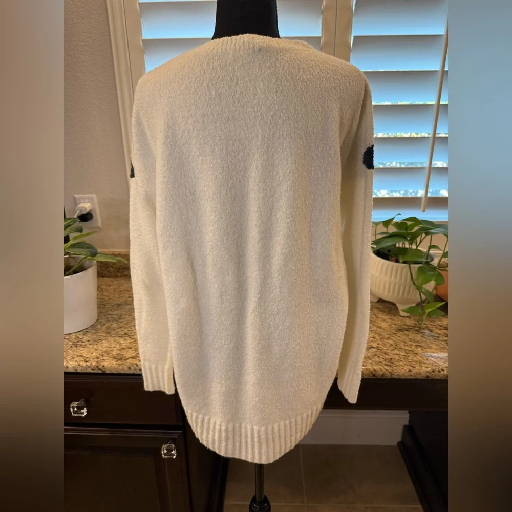 Express White & Black Chevron Sweater – Size Small - Picture 3 of 7